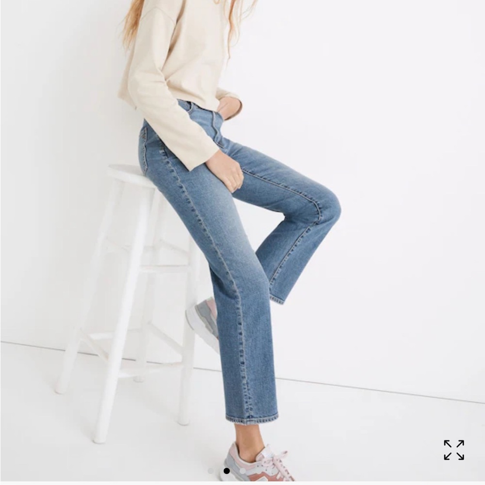 Madewell slim demi boot cut jeans size 27
